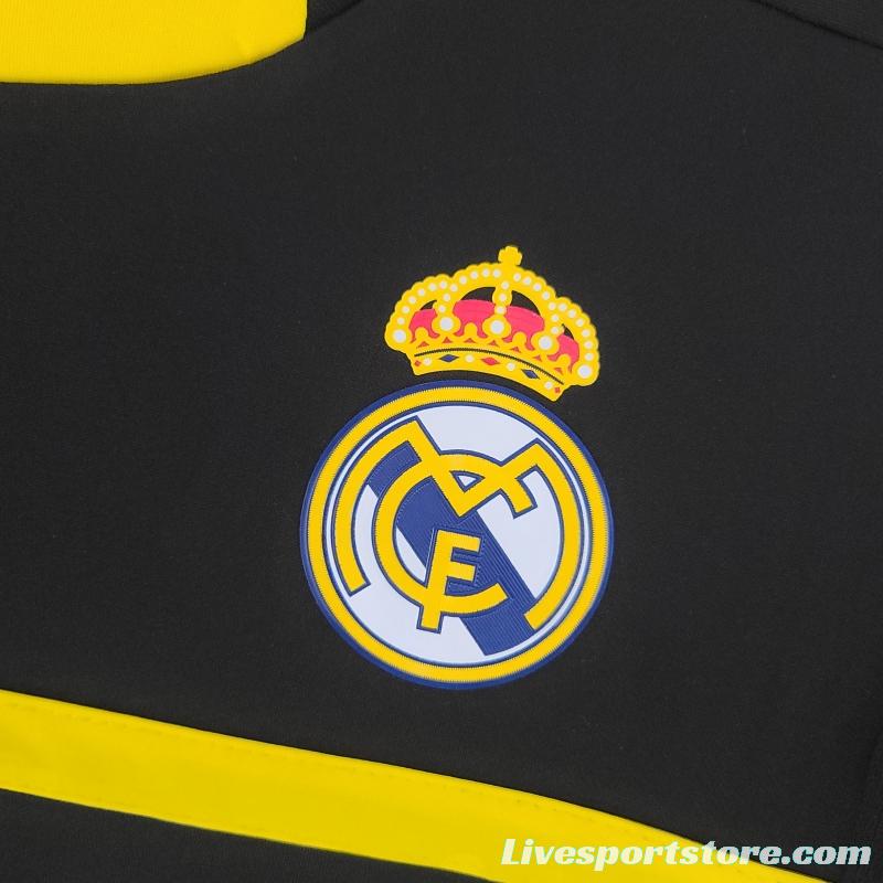 Vintage Real Madrid 11/12 Goalkeeper Black Jersey